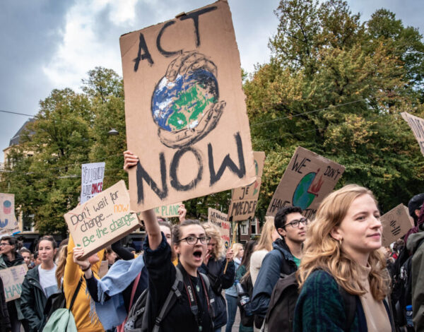 climat politique fausse route article